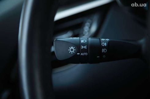 Toyota C-HR 2019 - фото 21