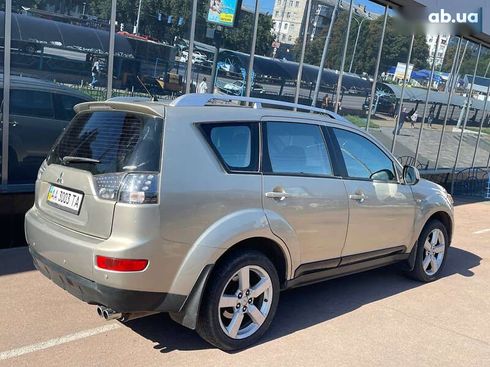 Mitsubishi Outlander 2007 - фото 3