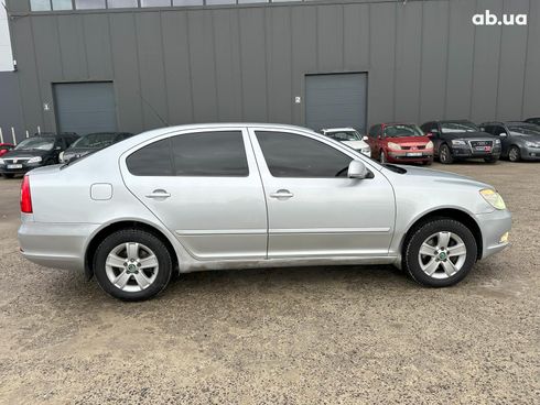 Skoda octavia a5 2012 серый - фото 8