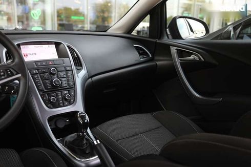 Opel Astra 2013 - фото 13