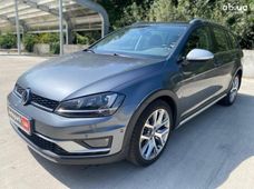 Купити Volkswagen Golf 2017 бу в Києві - купити на Автобазарі