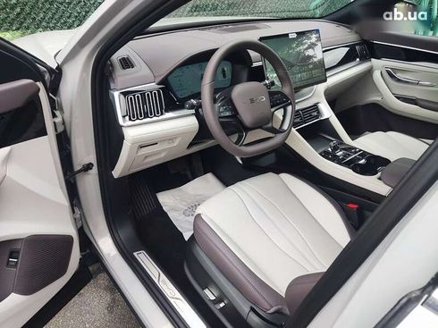 BYD Song Plus 2025 - фото 12