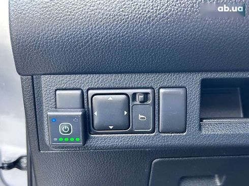 Nissan Tiida 2008 - фото 16