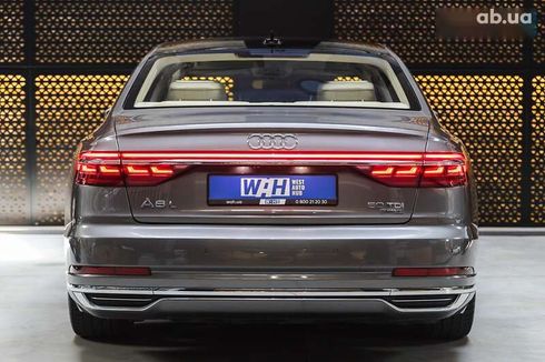 Audi A8 2018 - фото 11