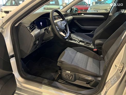 Volkswagen Passat 2019 - фото 19
