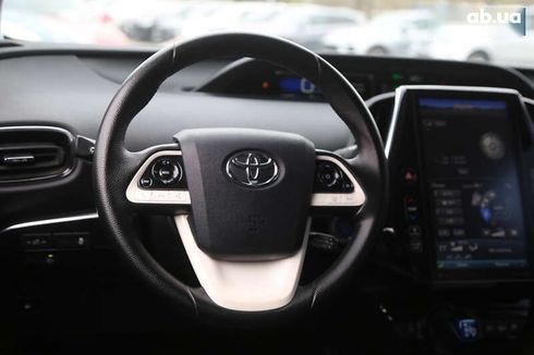 Toyota Prius 2016 - фото 16