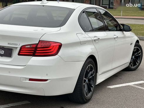 BMW 5 серия 2016 - фото 26