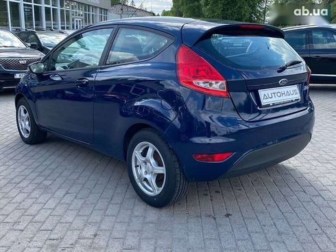 Ford Fiesta 2011 - фото 4