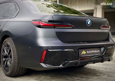 BMW i7 2022 - фото 12