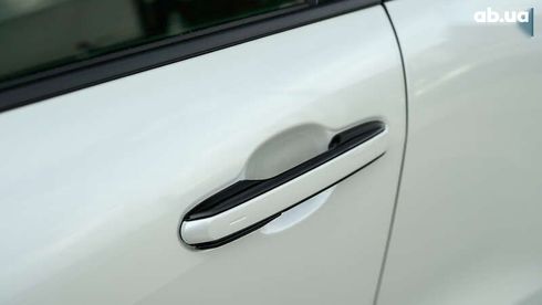 Lexus LBX 2023 - фото 13