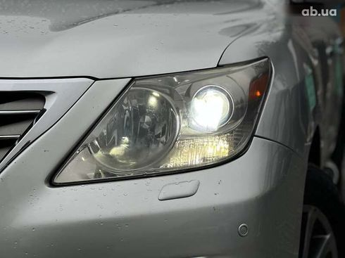 Lexus LX 2008 - фото 2