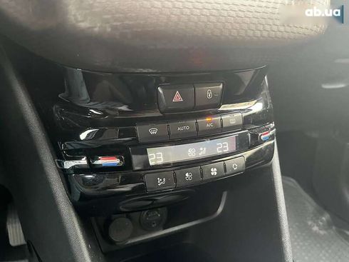 Peugeot 2008 2015 - фото 18