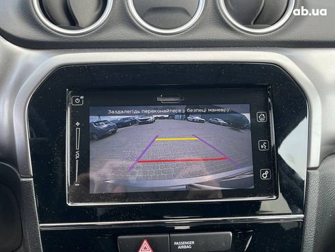 Suzuki Vitara 2019 серый - фото 17
