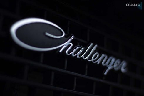 Dodge Challenger 2021 - фото 22