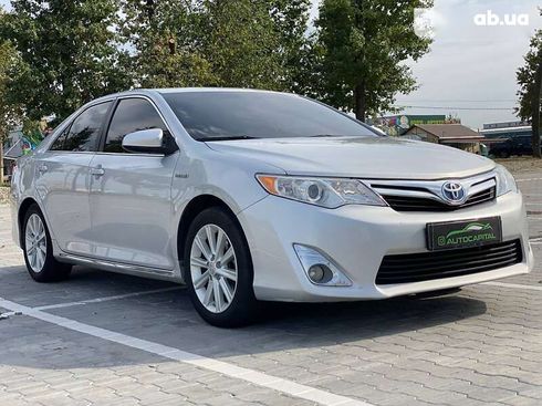 Toyota Camry 2012 - фото 4