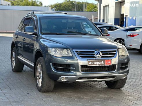 Volkswagen Touareg 2007 серый - фото 3