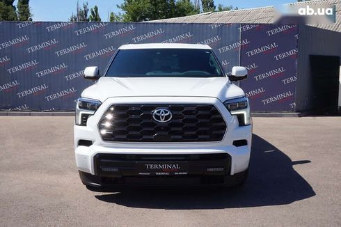 Toyota Sequoia 2023 - фото 2