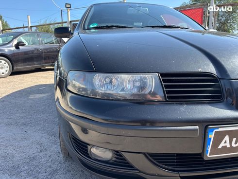 SEAT Leon 2001 черный - фото 9
