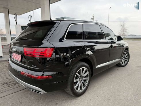 Audi Q7 2018 - фото 16