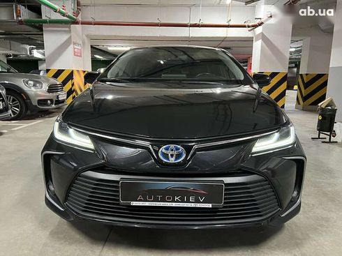 Toyota Corolla 2019 - фото 11