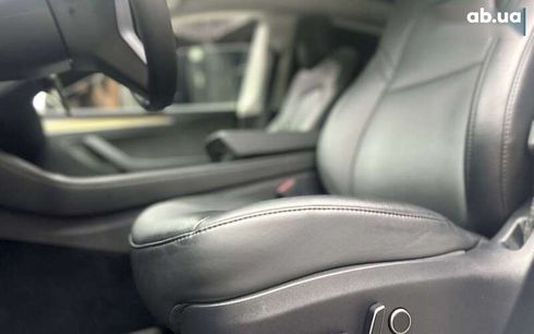 Tesla Model Y 2023 - фото 9