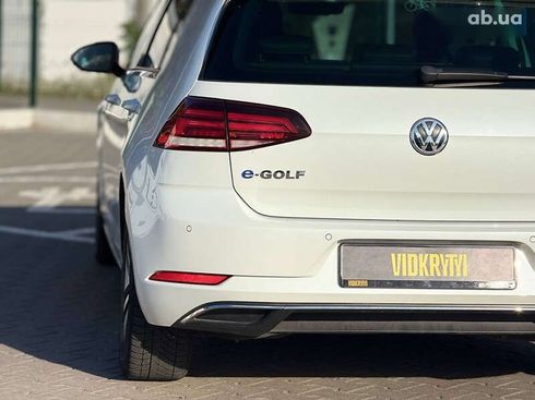 Volkswagen e-Golf 2017 - фото 17