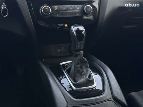 Nissan Rogue 2020 - фото 25