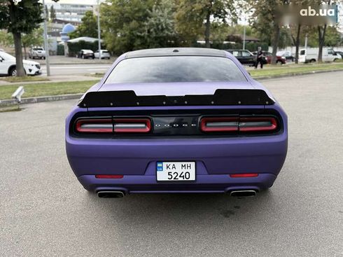 Dodge Challenger 2017 - фото 8