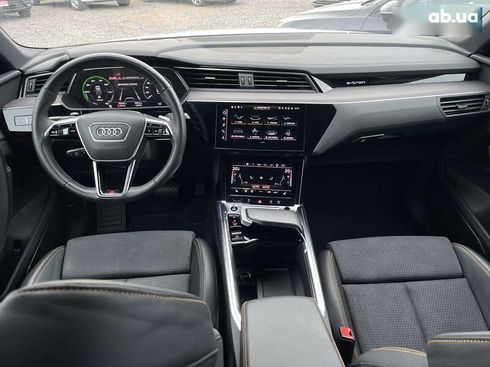 Audi E-Tron 2022 - фото 25