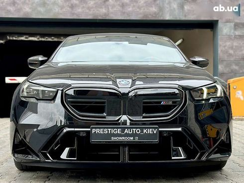 BMW M5 2025 - фото 6