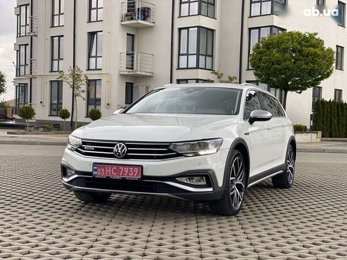 Volkswagen passat alltrack 2020 - фото 2