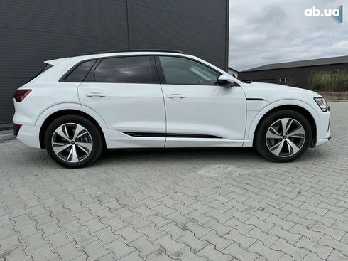 Audi Q8 e-tron 2023 - фото 8