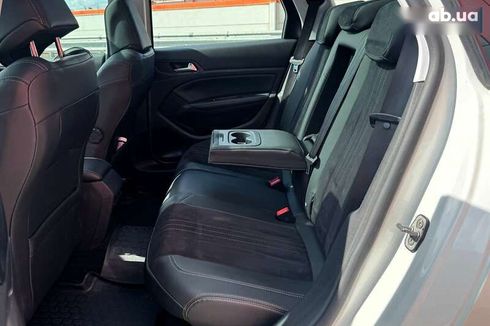 Peugeot 308 2016 - фото 10