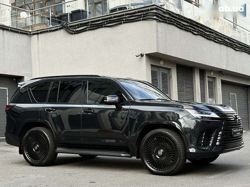 Lexus LX 2022 - фото 13