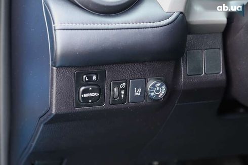 Toyota RAV4 2017 - фото 23