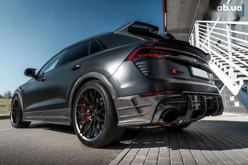 Audi RS Q8 2020 - фото 24