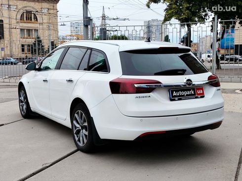 Opel Insignia 2014 белый - фото 5