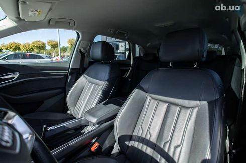 Audi E-Tron 2021 - фото 10