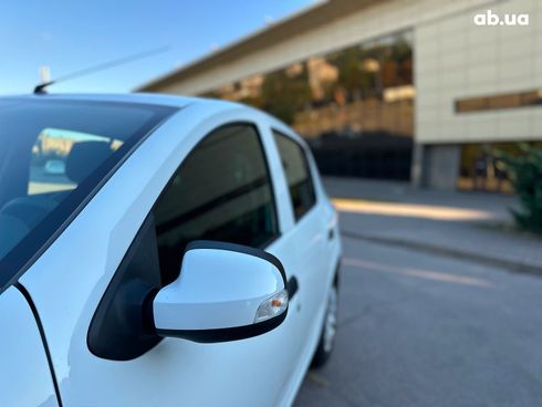 Renault Sandero 2021 белый - фото 15