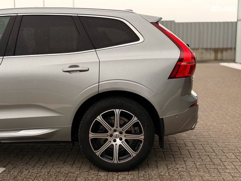 Volvo XC60 2018 серый - фото 14