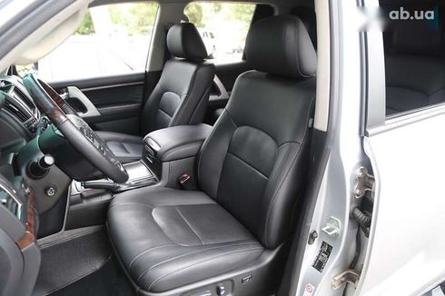 Toyota Land Cruiser 2012 - фото 9
