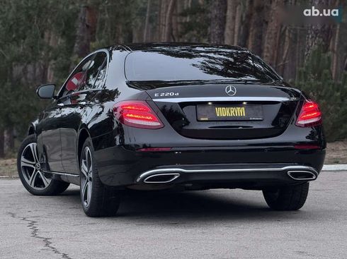 Mercedes-Benz E-Класс 2019 - фото 18