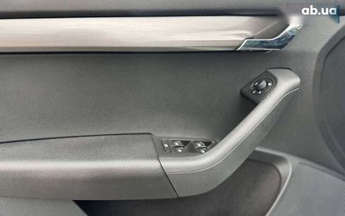 Skoda Octavia 2019 - фото 7