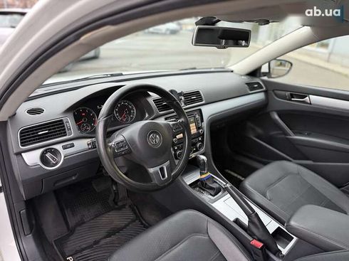 Volkswagen Passat 2012 - фото 16