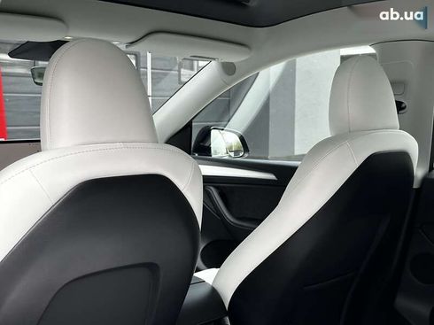 Tesla Model Y 2023 - фото 16