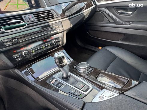 BMW 5 серия 2015 серый - фото 25