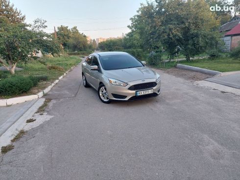 Ford Focus 2015 - фото 8