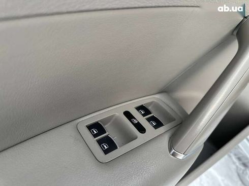 Volkswagen Passat 2016 - фото 17