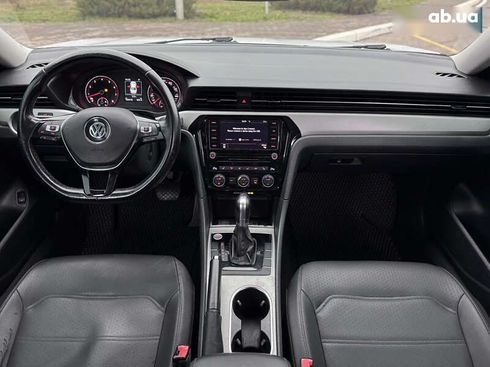 Volkswagen Passat 2019 - фото 22