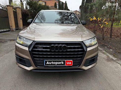 Audi Q7 2018 бежевый - фото 2